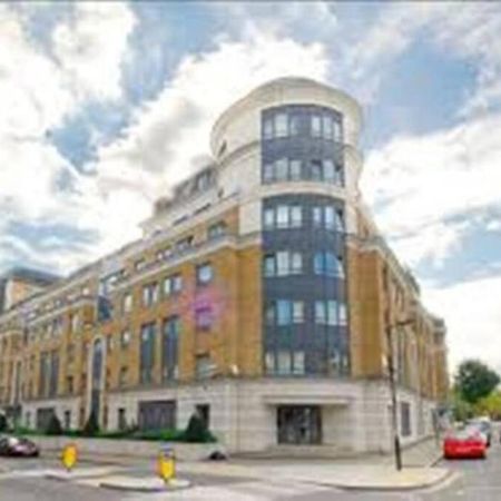 A 2 Standard Bedrooms Flat London Ngoại thất bức ảnh