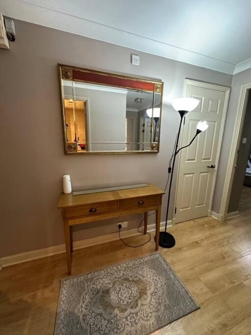 A 2 Standard Bedrooms Flat London Ngoại thất bức ảnh